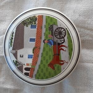 Vintage Naif 4" covered candy dish, Villeroy & Boch.